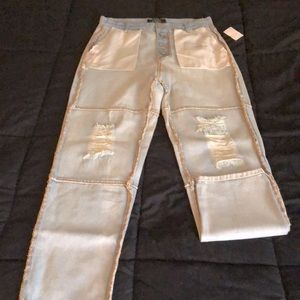 Medium denim jeans from akira brand new never worn with tag